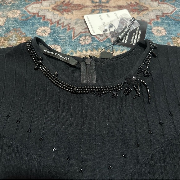 NWT deadstock Black pleated sleeveless blouse with beaded collar size XL - Picture 4 of 7